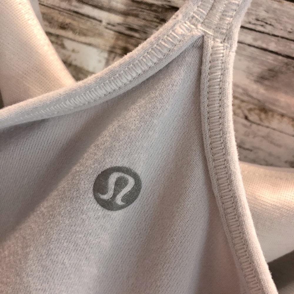 Lululemon pale grey y tank sz 8